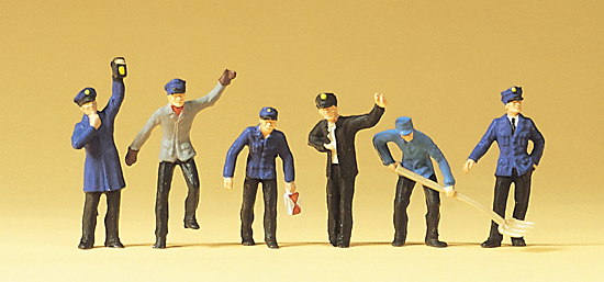 Railway yard workers<br /><a href='images/pictures/Preiser/14013.jpg' target='_blank'>Full size image</a>
